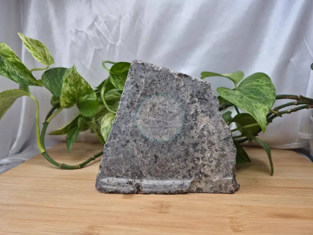 YOOPERLITE ROUGH CHUNK 1813g