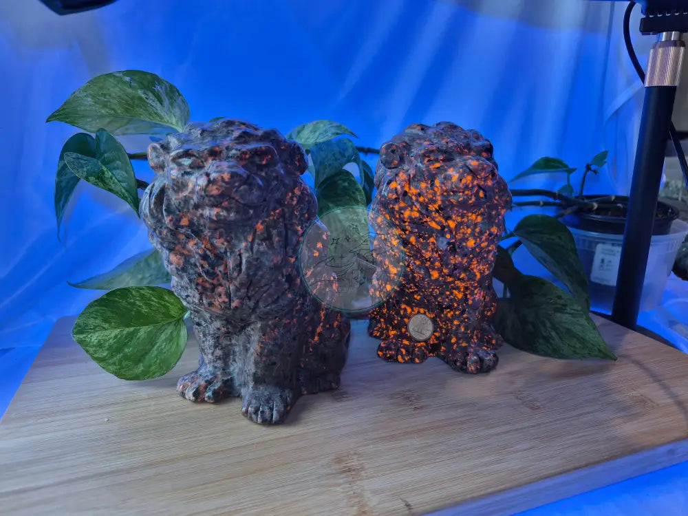 YOOPERLITE SITTING LION XL
