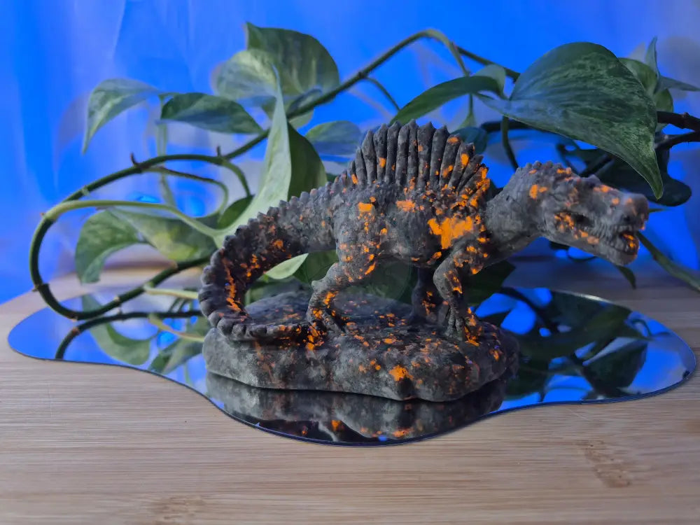 YOOPERLITE SPINOSAURUS