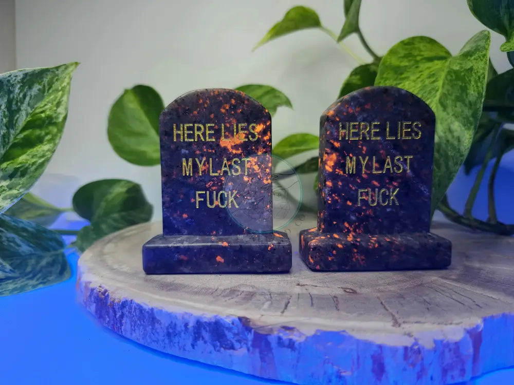 YOOPERLITE TOMBSTONE