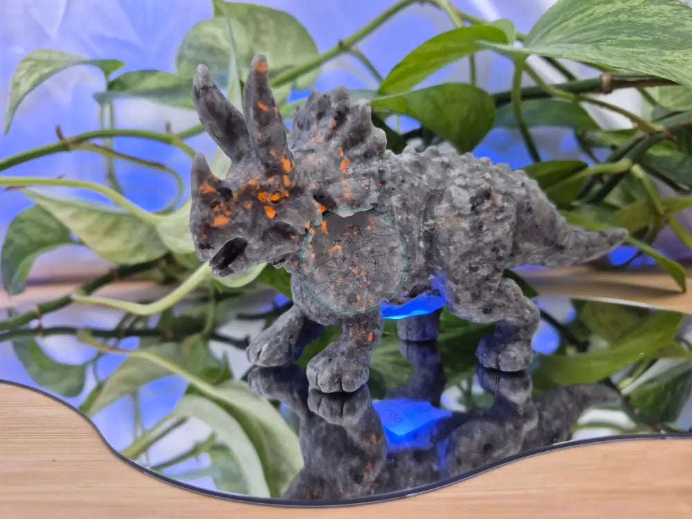 YOOPERLITE TRICERATOPS