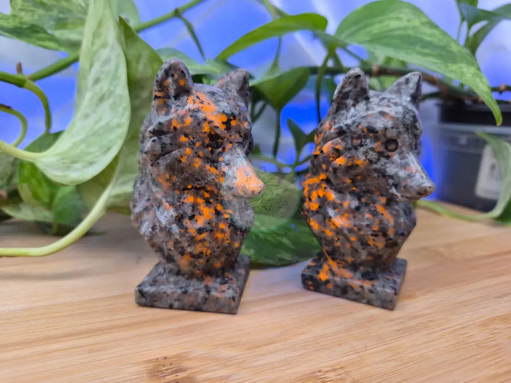 YOOPERLITE WOLF HEAD